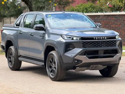 2026 TOYOTA TRAVO OVERLAND PLUS | AUTO 4X4 | 2.8L DIESEL | 500NM | DELIVERY MILEAGE | MULTI TERRAIN SELECT | DIGITAL CLUSTER