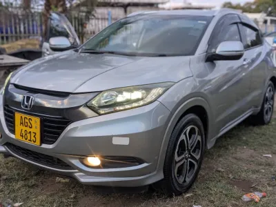 2016 Honda Vezel Hybrid SUV with Low Mileage