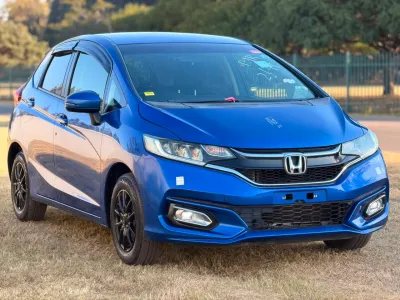 Honda Fit GK3 2017, 90 000 km, recent import, duty paid