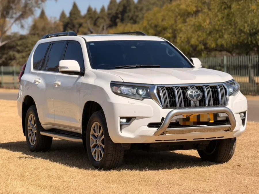 Toyota Land Cruiser Prado VX-L 2019, 105,000 km, 7-Seater