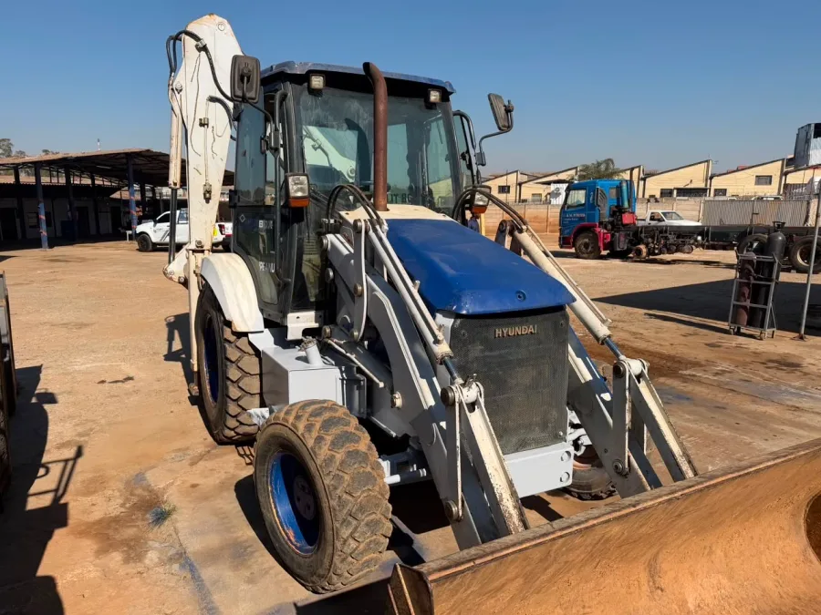 Hyundai Telechandler - TLB 2018, 5,700 hours, ready for work