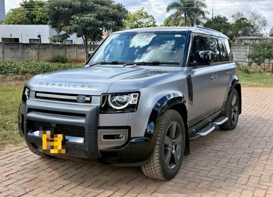 2024 Land Rover Defender D300 X-Dynamic 7-Seater SUV