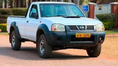 Nissan NP300 Hardbody 2012, 4x4 Diesel, 140k km