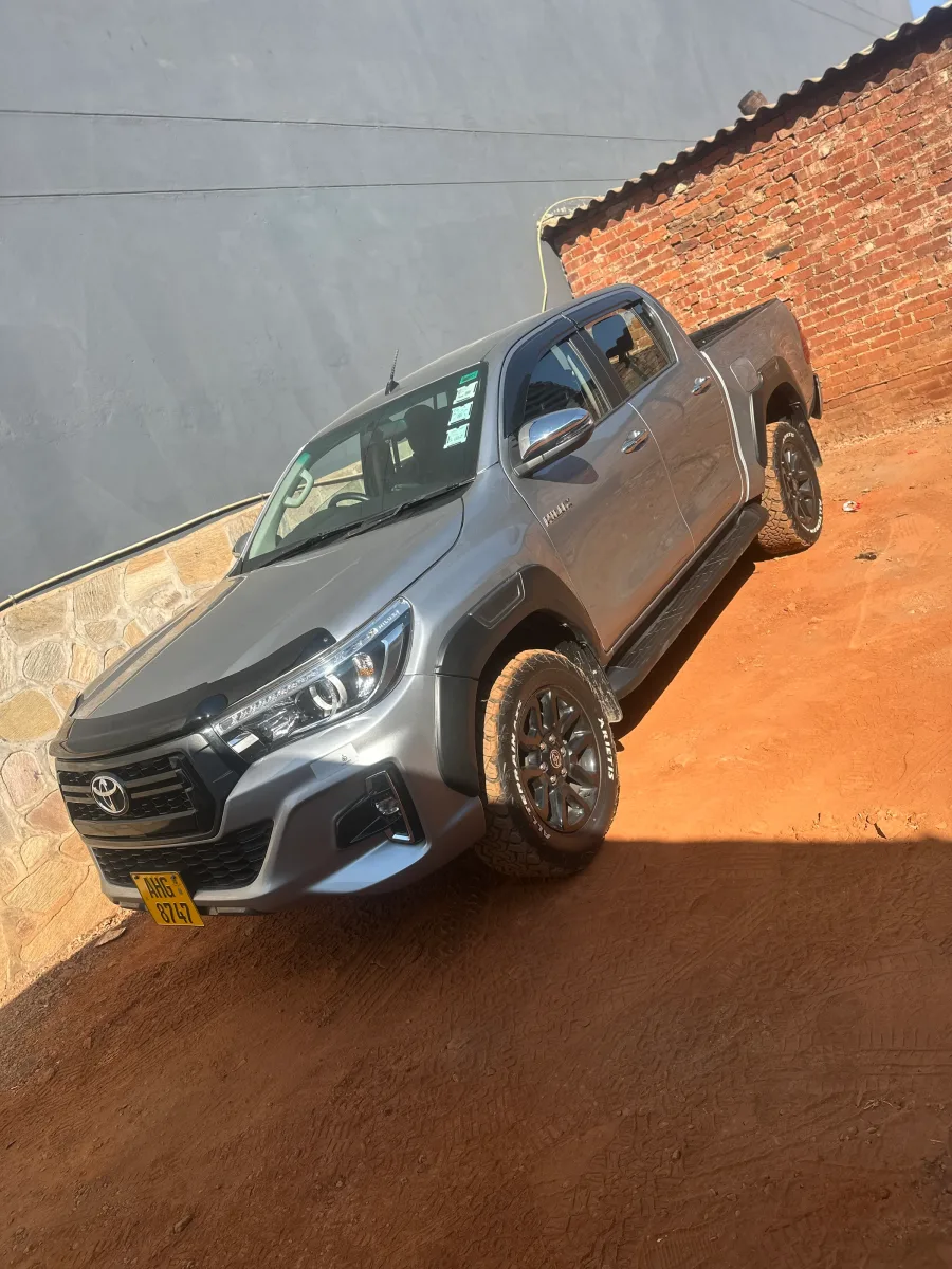 Toyota Hilux 2.8 Automatic Double Cab 2019