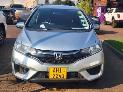 Honda Fit GK4 2016 Silver Hatchback – Automatic, 105,000 km