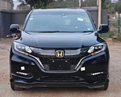 2017 Honda Vezel Hybrid RS Sport Hybrid — sharp compact crossover