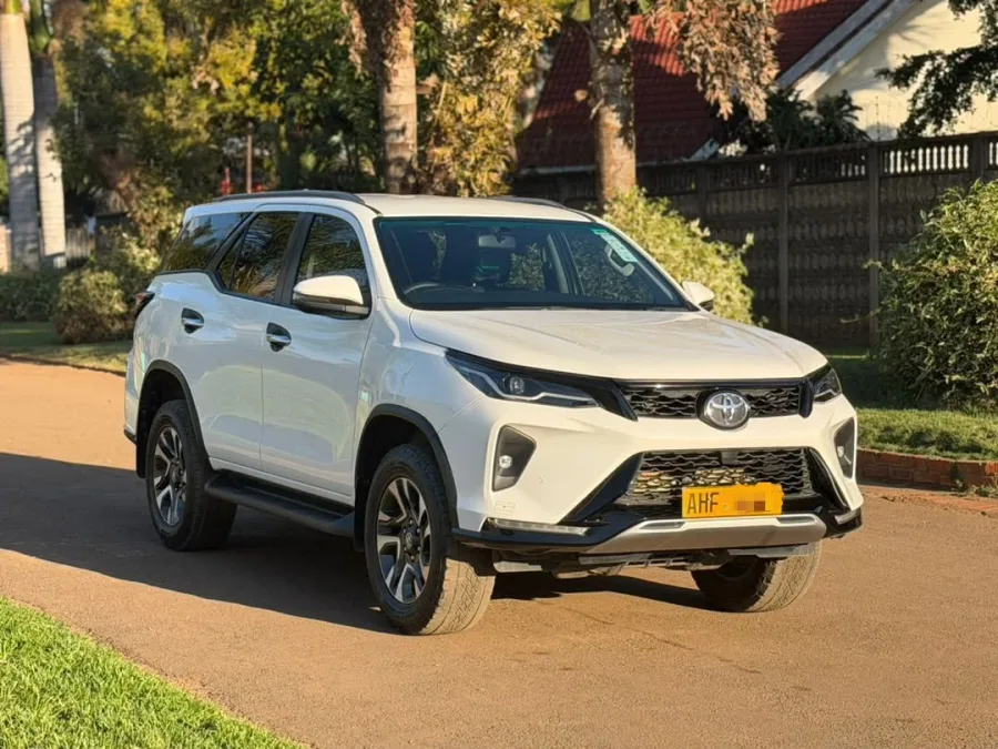 2023 Toyota Fortuner GD6 2.4L Turbodiesel, 39,000 km