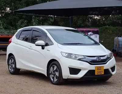 2016 Honda Fit Hybrid GP5 1.5L – Automatic, Economical Daily Runabout