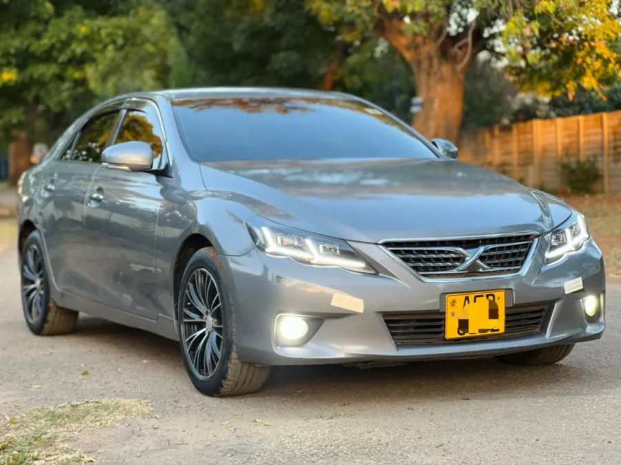 2012 Toyota Mark X 250G 2.5L Petrol – Harare CBD