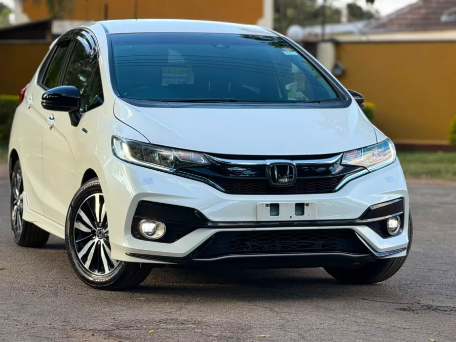 2018 Honda Fit Hybrid – Well-maintained hybrid hatchback with adaptive cruise control