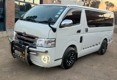 Toyota Hiace Super GL 3.0 Diesel Van, 2015, 80 000 km