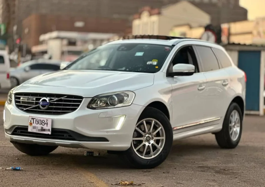 2017 Volvo XC60 D4 Turbodiesel – Automatic SUV