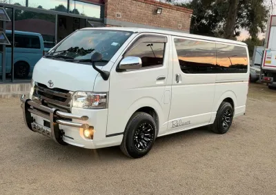 Toyota Hiace Super GL 2.8L Turbodiesel, 45,000 km