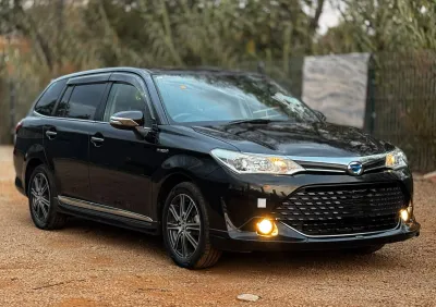 Toyota Corolla Fielder Hybrid 1.5 – 75 000 km
