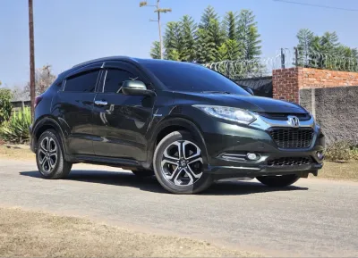 2016 Honda Vezel Hybrid – Well-specced SUV with advanced driver aids