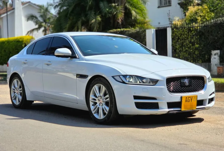 2017 Jaguar XE 2.0L Turbo Petrol - 63,000 km, Automatic