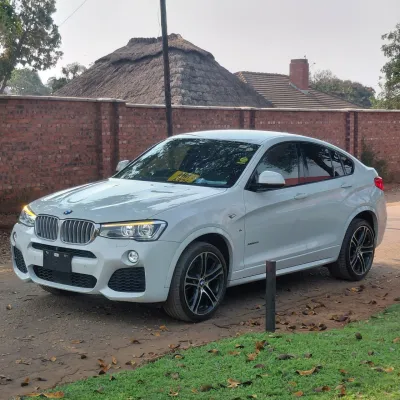 2018 BMW X4 Automatic SUV – 101,000 km