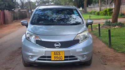2016 Nissan Note e-POWER Automatic – 91,000 km