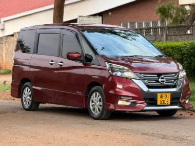 2017 Nissan Serena Highway Star e-POWER, 72,140 km