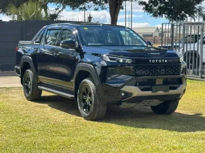 Toyota Hilux Travo Overland 4x4 2.8 Biturbo Automatic