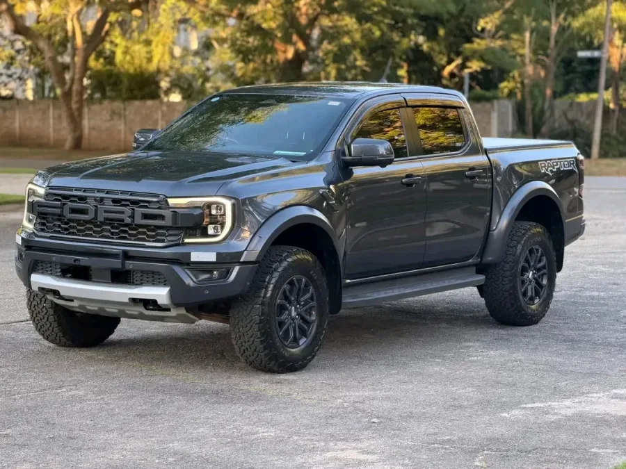 2024 Ford Raptor 2.0 Twin-Turbo Diesel, 18,000 km