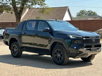 2026 Toyota Hilux Overland double cab 4x4 automatic
