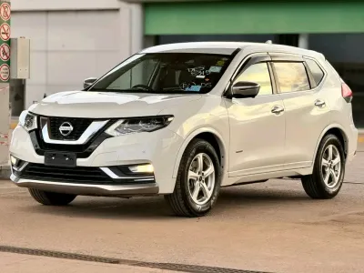 2018 Nissan X-Trail Hybrid – recent import, extra clean with low mileage