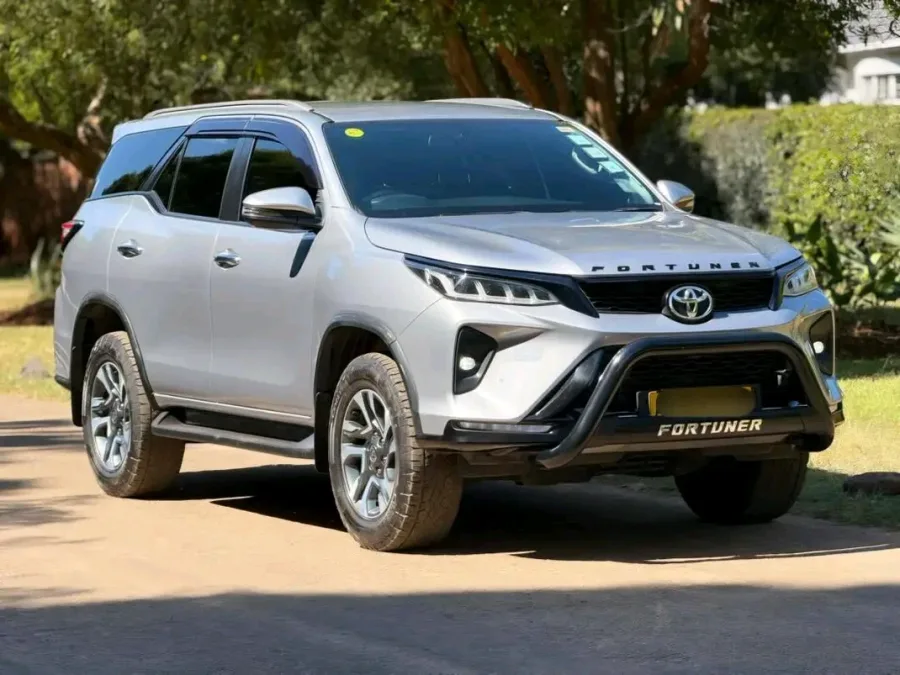Toyota Fortuner GD6 2024, 500 km, Automatic — Recently Registered