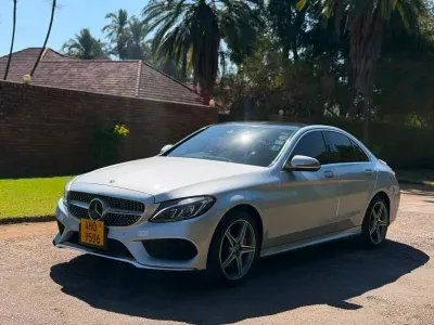 Mercedes-Benz C200 W205, 2017, 40,000 km, automatic, white