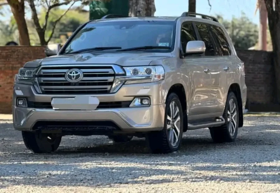 Toyota Land Cruiser Prado VXR V8 4x4 Diesel 2016