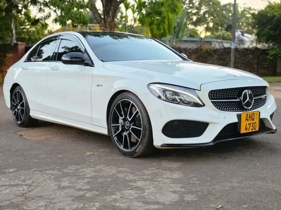 Mercedes-Benz C43 AMG 2018, 72,000 km, automatic, petrol