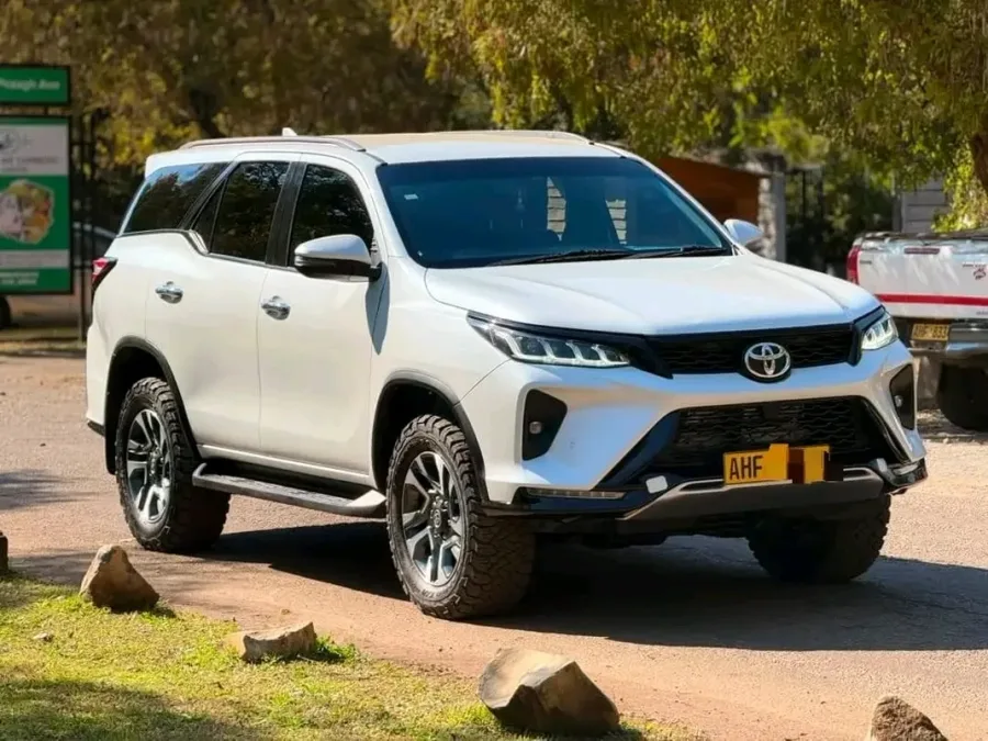 2024 Toyota Fortuner GD6 4x4 Diesel 7-Seater
