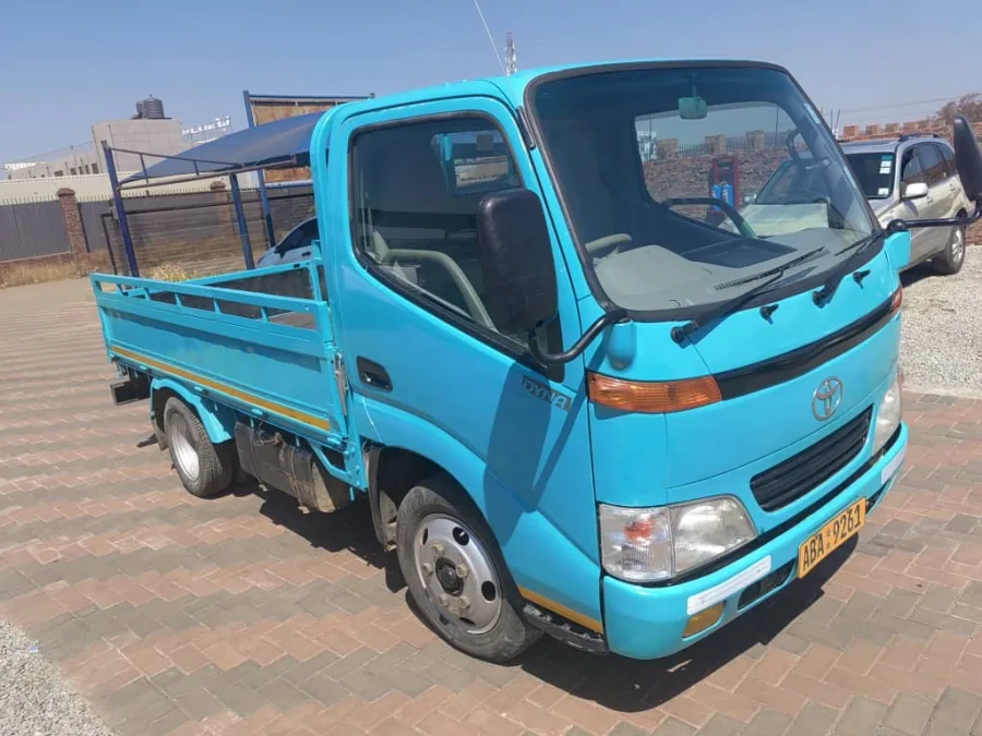 Toyota Dyna 2017 Truck with Open Tipper Deck