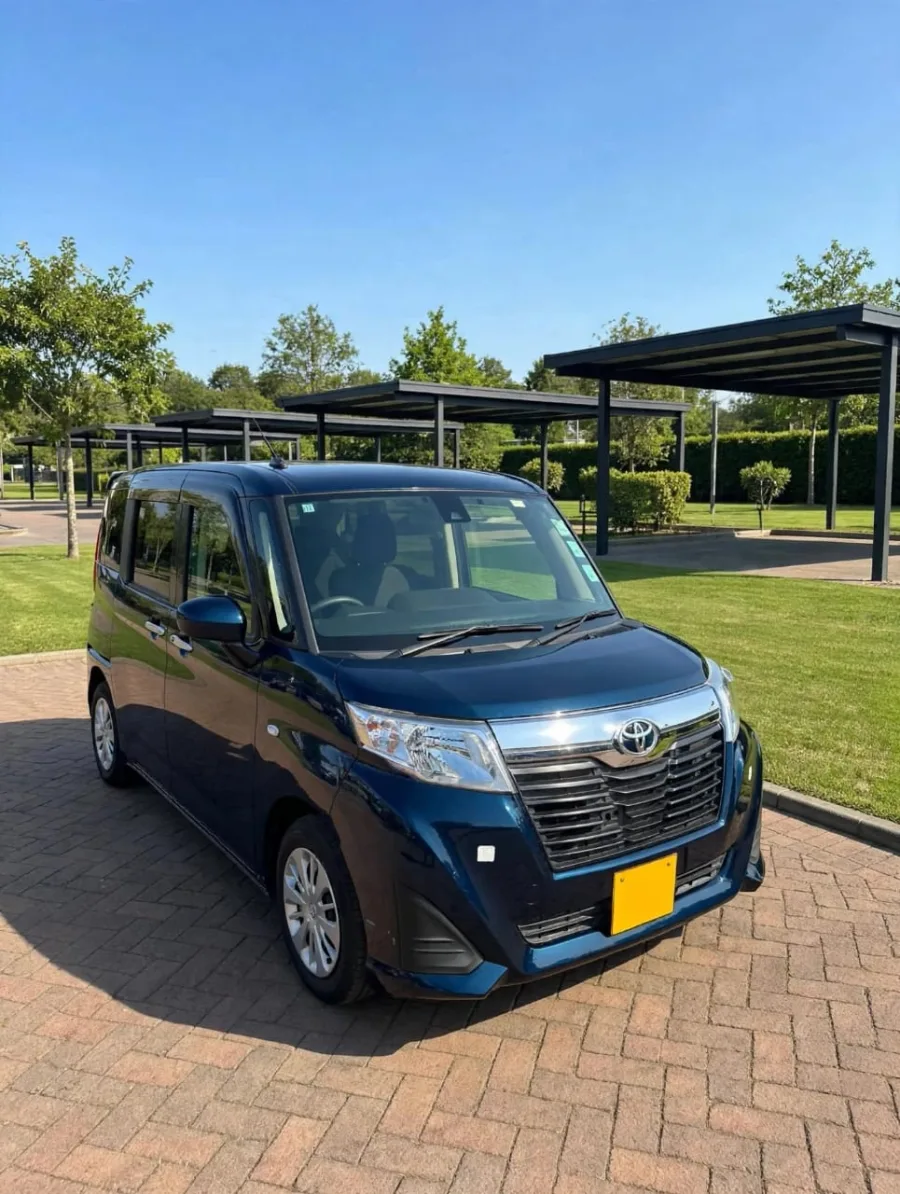 Toyota Roomy 2018 – Compact Family MPV, 72,000 km