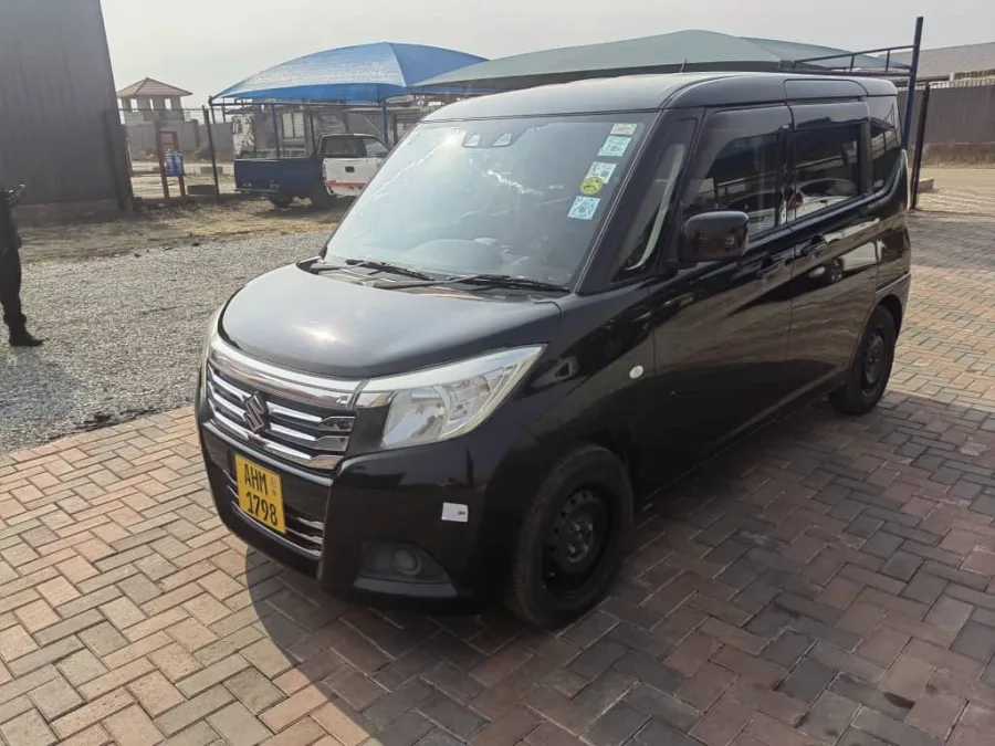 Suzuki Solio 2018 - Reliable Family Wagon