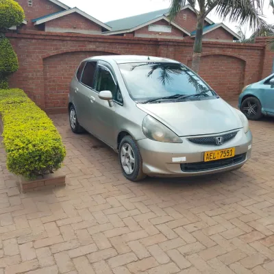 2003 Honda Fit Automatic Hatchback – 200,000 km