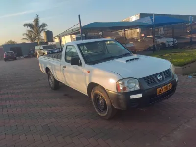 2017 Nissan NP300 Single Cab Pickup – 184,000 km
