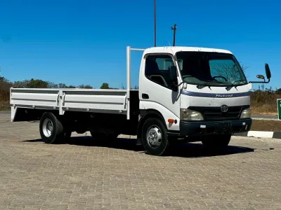 Toyota Dyna 4-Ton Dropside Truck 2016 Manual Hybrid