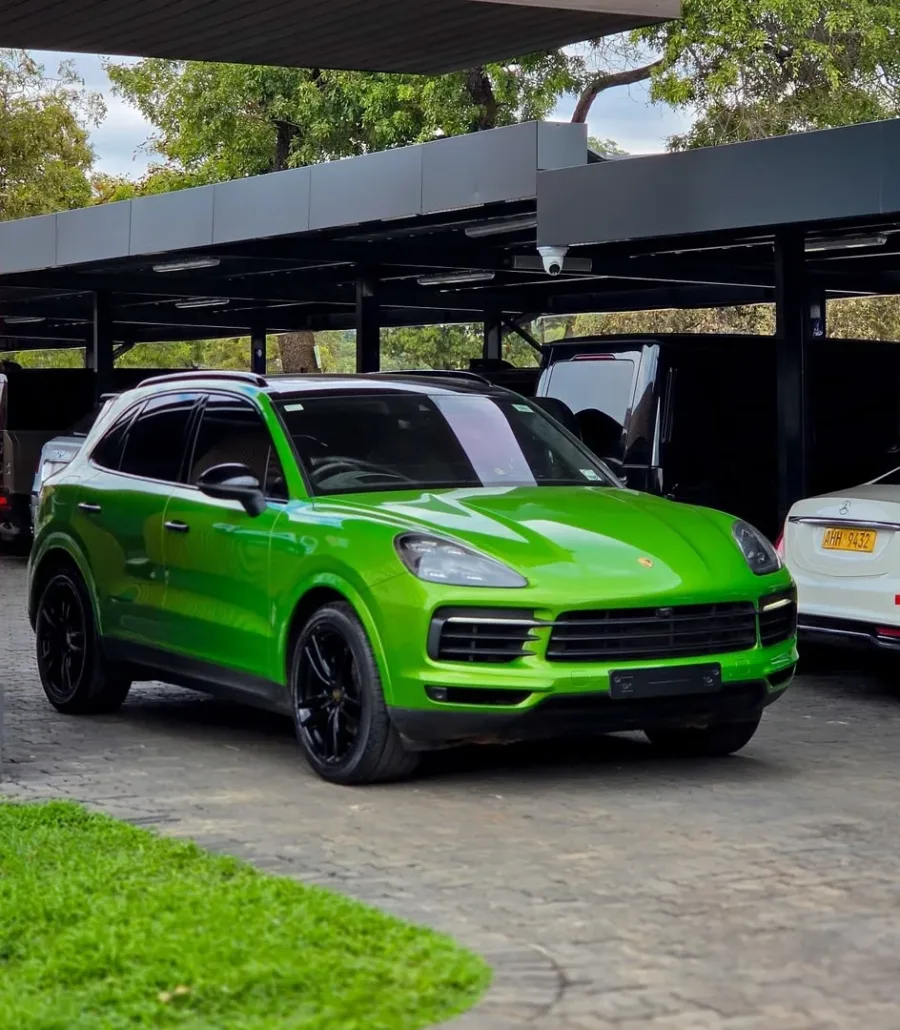 2019 Porsche Cayenne 3.0L V6 Turbo Automatic – Acid Green