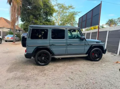 2018 Mercedes-Benz G63 AMG | Anthracite Grey | 87,000 km | One Owner