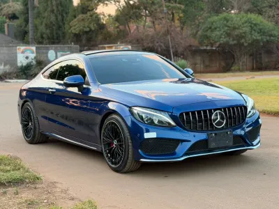 2017 Mercedes-Benz C-Class W205 Coupe, Brilliant Blue, 65,000 km