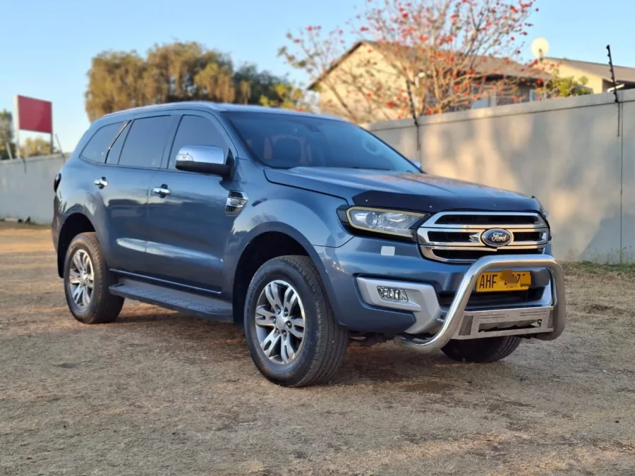Ford Everest XLT 2017