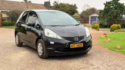 Honda Fit 2008 – reliable hatchback, 217,000 km
