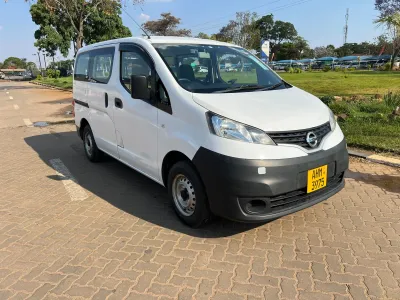 2017 Nissan NV200 Automatic Panel Van – 83,000 km