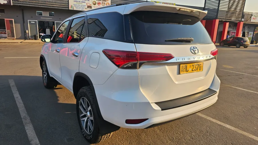 Toyota Fortuner GD6 2017, 2.4 Diesel, Manual 4x2