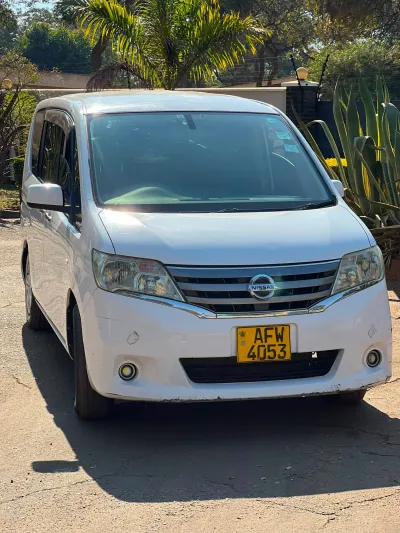 Nissan Serena 7-seater Automatic, Harare