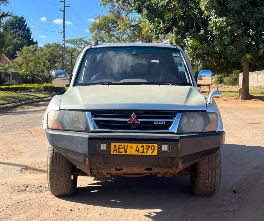 Mitsubishi Pajero 3.0L GDI, 2002, 182,000 km