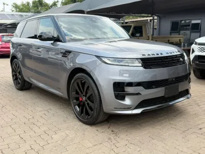 2024 Range Rover Sport Autobiography D300 Auto – 4,000 km