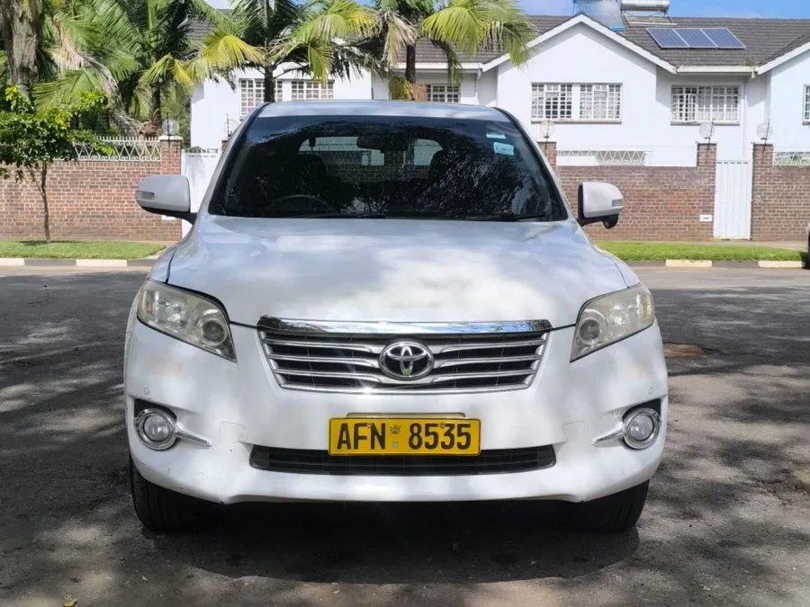 Toyota Vanguard SUV 2012 – White, 103,698 km, Petrol Automatic