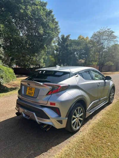 2019 Toyota C-HR Hybrid – Recent Import, 85,231 km